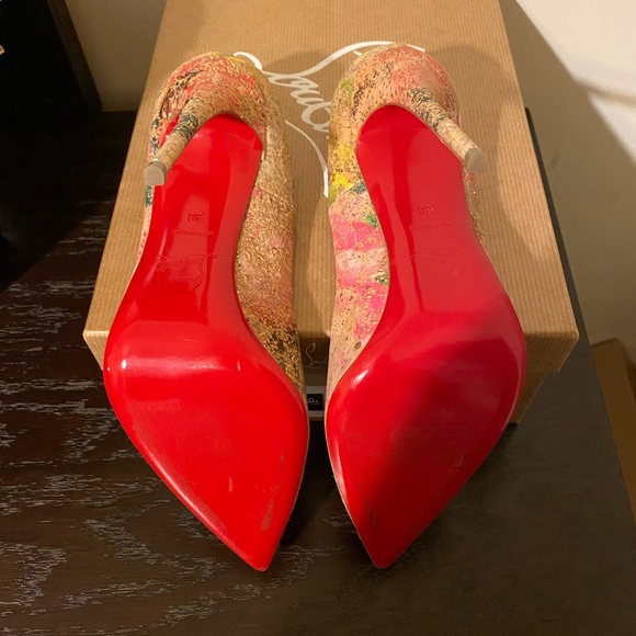 SOLD!!! DO NOT BUY!! Christian Louboutin So Kate - Picture 7 of 8